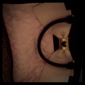 Betsy Johnson Large Bow Pink & White Handbag